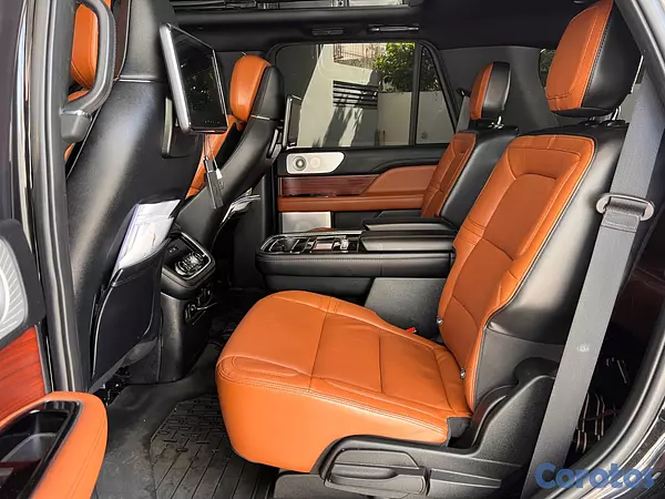 jeepetas y camionetas - Lincoln Navigator  6