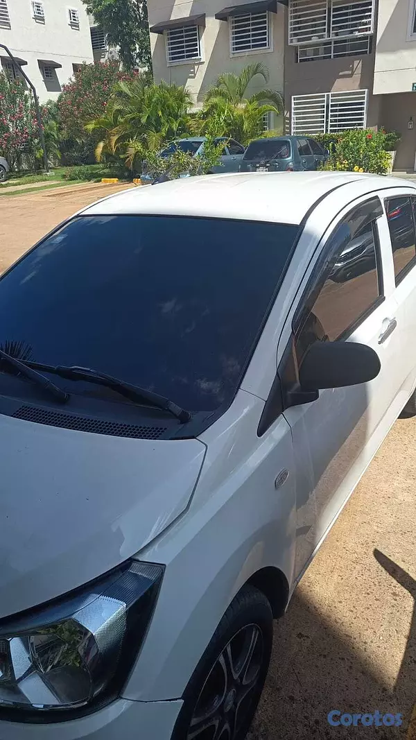 carros - Super Economico Daihatsu Mira 2019 1