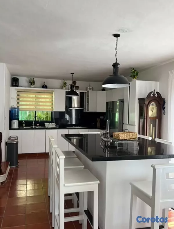 casas vacacionales y villas - VILLA EN PRIMERA LINEA DE PLAYA  6