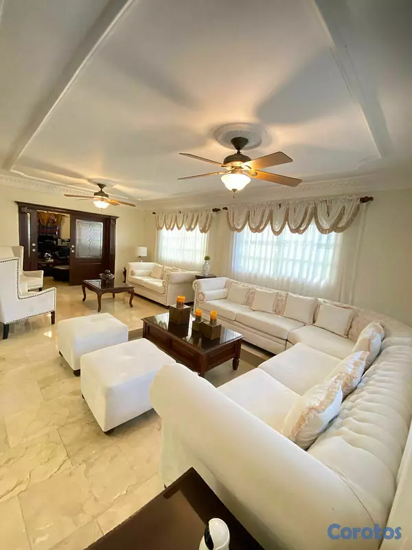 apartamentos - Venta de Casa en Altos Arroyo Hondo III 6