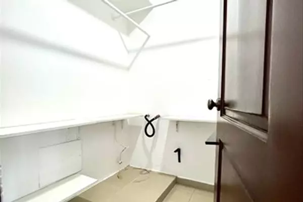 apartamentos - Apartamento en Alquiler en Evaristo Morales 8