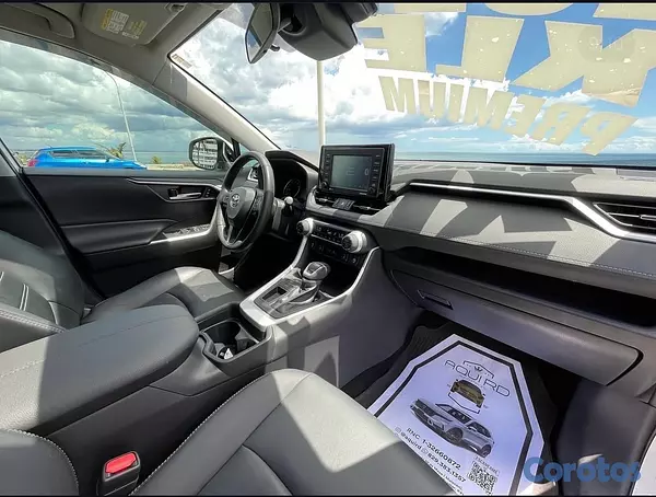 jeepetas y camionetas - Toyota Rav4 XLe Premium  7