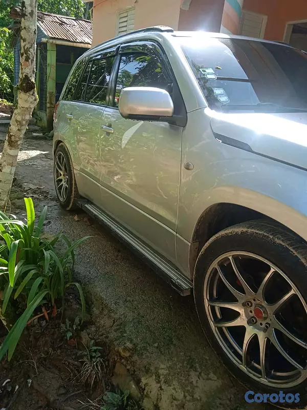 jeepetas y camionetas - vendo por motivo personales  7