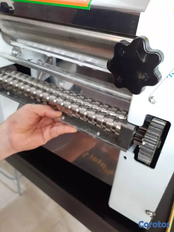 equipos profesionales - Laminadora de masa  2