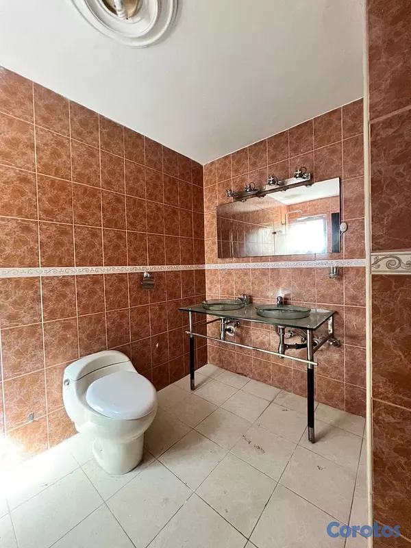 oficinas y locales comerciales - CASA COMERCIAL 6