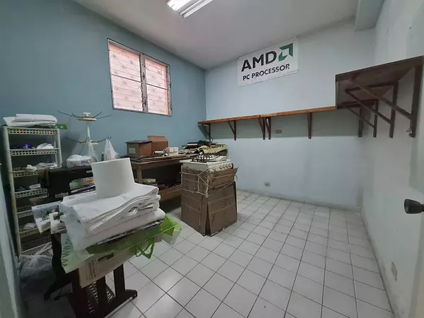 casas - Casa y local comercial en Zona Universitaria  10
