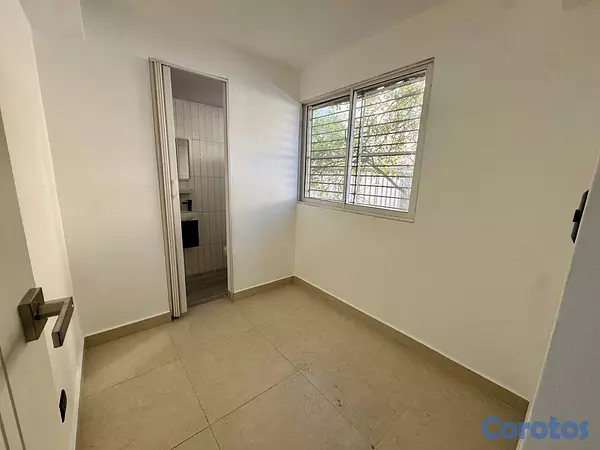 apartamentos - Apartamento en alquiler de 2habitaciones en Av Sarasota recién remodelado  6