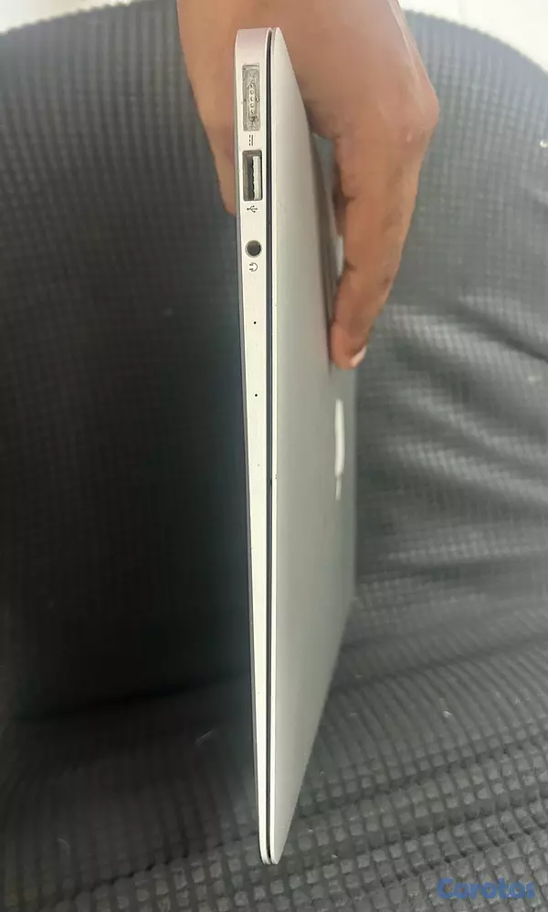computadoras y laptops - Mackbook Air 15” 4
