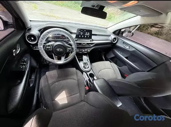 carros - Kia Forte 2020 Americano Carfax  9