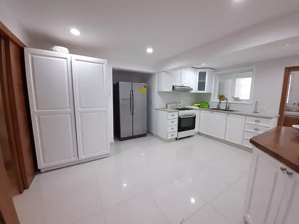 apartamentos - Se alquila apartamento en Los Cacicazgos 7