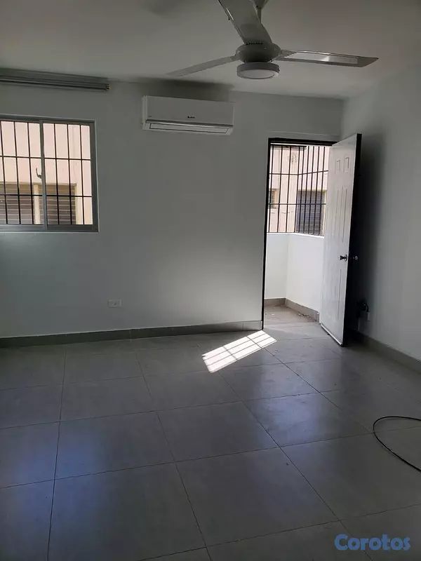 apartamentos - hermoso apartamento en alquiler en sector exclusivo Piantini. 3