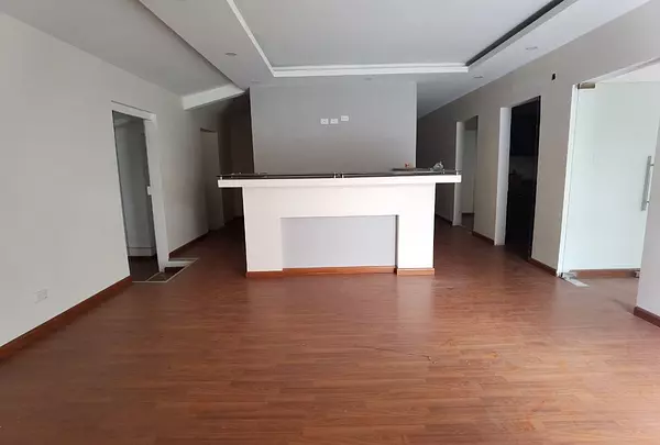 oficinas y locales comerciales - 🔵Alquilo Local para oficina  290 mts 1er piso en Naco
 4