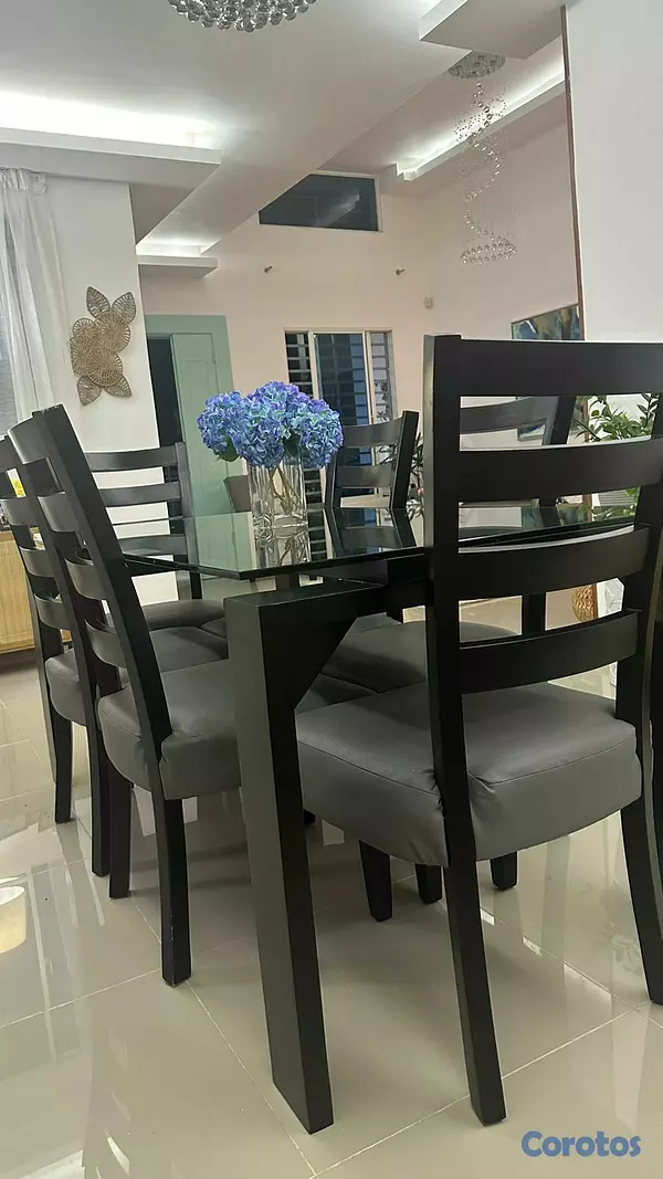 muebles y colchones - SE VENDE COMEDOR EN BUENAS CONDICIONES  3