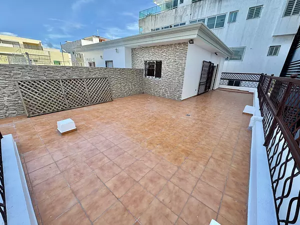 apartamentos - Alquilo apartamento Tipo PH en el Mirador Sur. 4