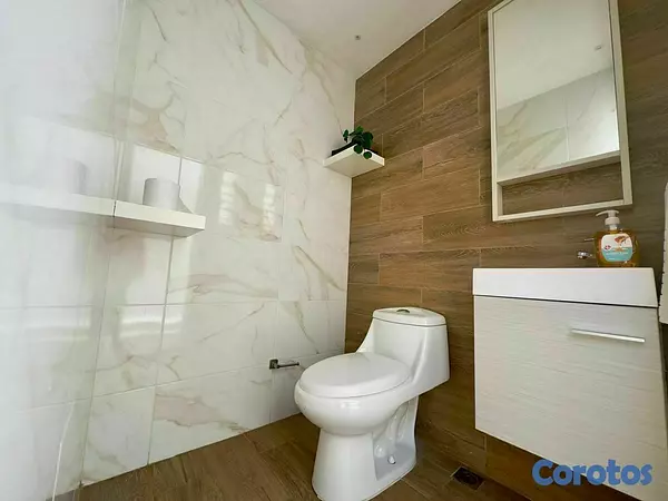 casas -  Vendo casa ubicada próximo a la av. España 10