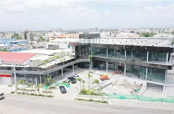 oficinas y locales comerciales - Local amplio en los jardines 6