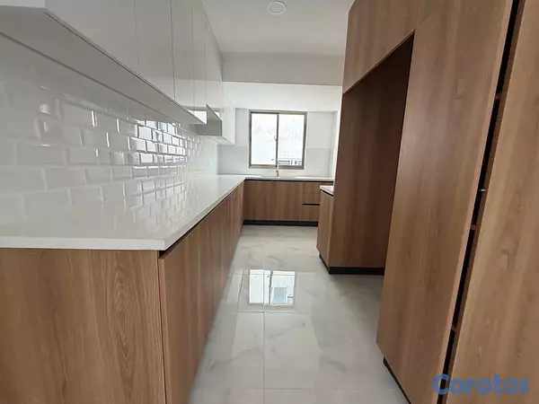 apartamentos - vendo urbanización real nuevo piso 7 tres habitaciones con su baño dos parqueos 4