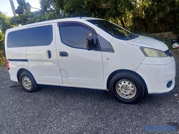 otros vehiculos - Nissan Vannette  2011 8