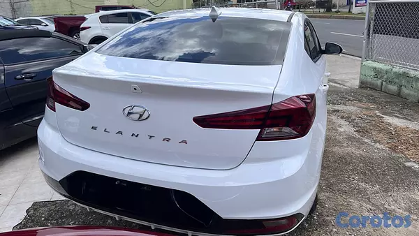 carros - Hyundai Elantra SEL 2020 3