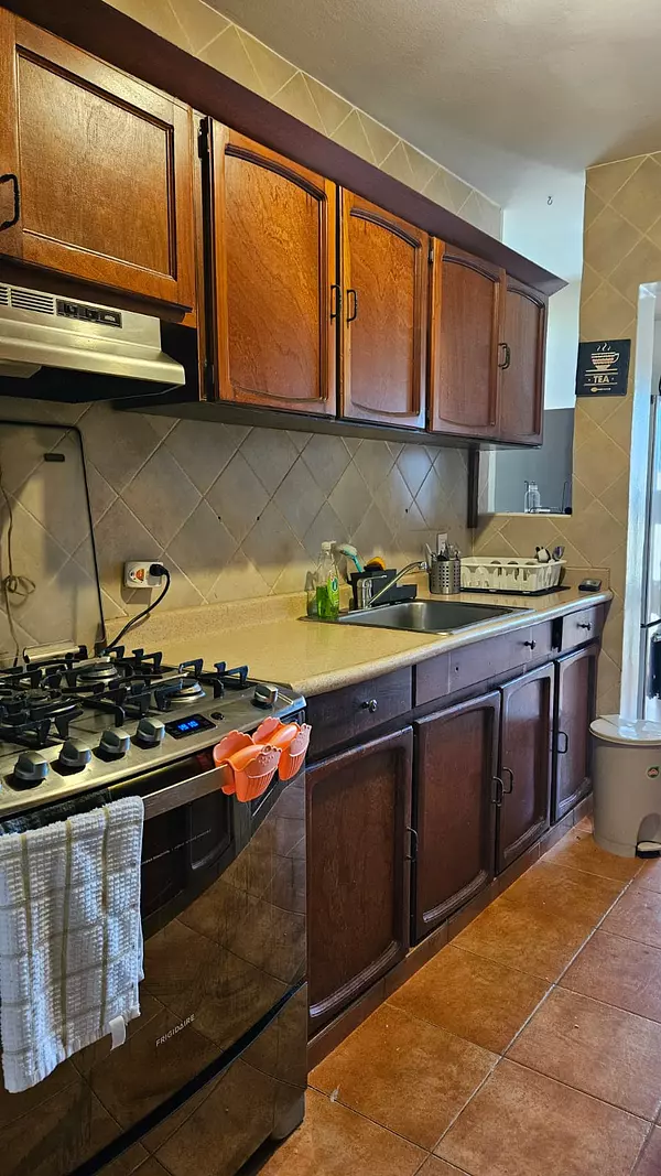 casas -  Casa en Venta –Av. Independencia. 6