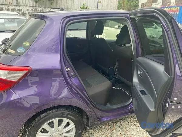 carros - Toyota, Vitz, 2019 10