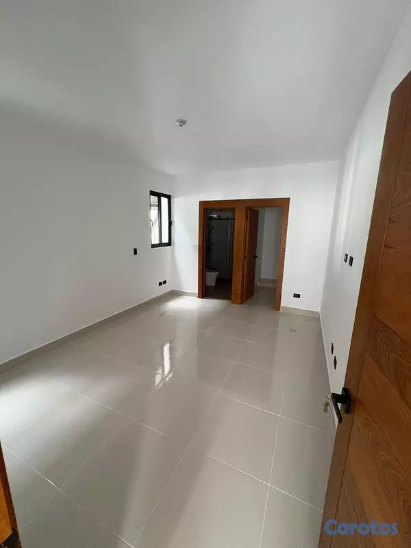 apartamentos - Alquiler primer nivel Villa Maria, Santiago 8