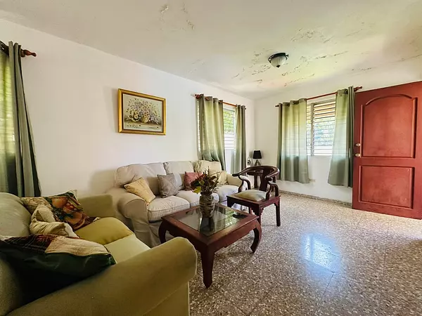 casas - Vendo Casa de dos Niveles  en urb. Fernandez  7