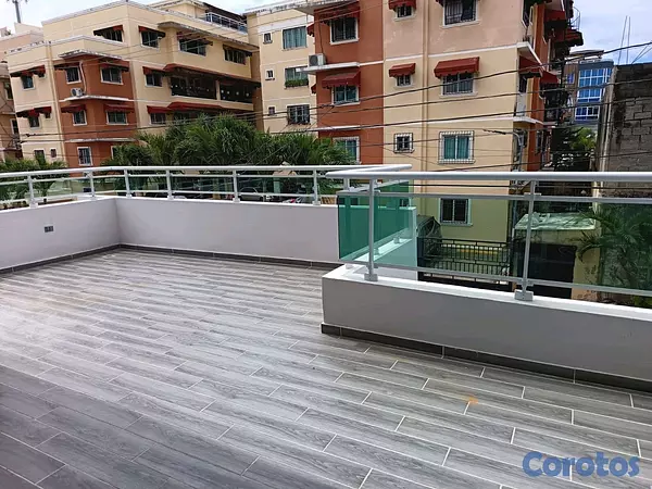apartamentos - vendo 2do piso con terraza en respaldo los tres ojos 3 habitaciones  2 parqueos  4