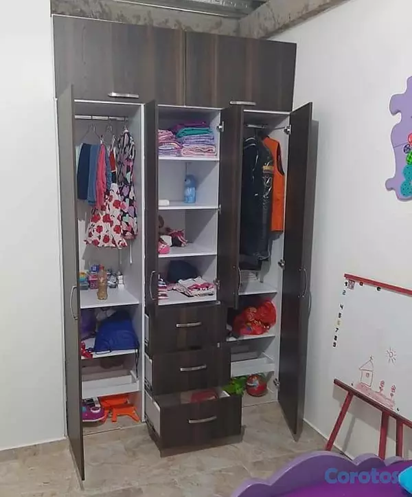 muebles y colchones - Closet moderno  2