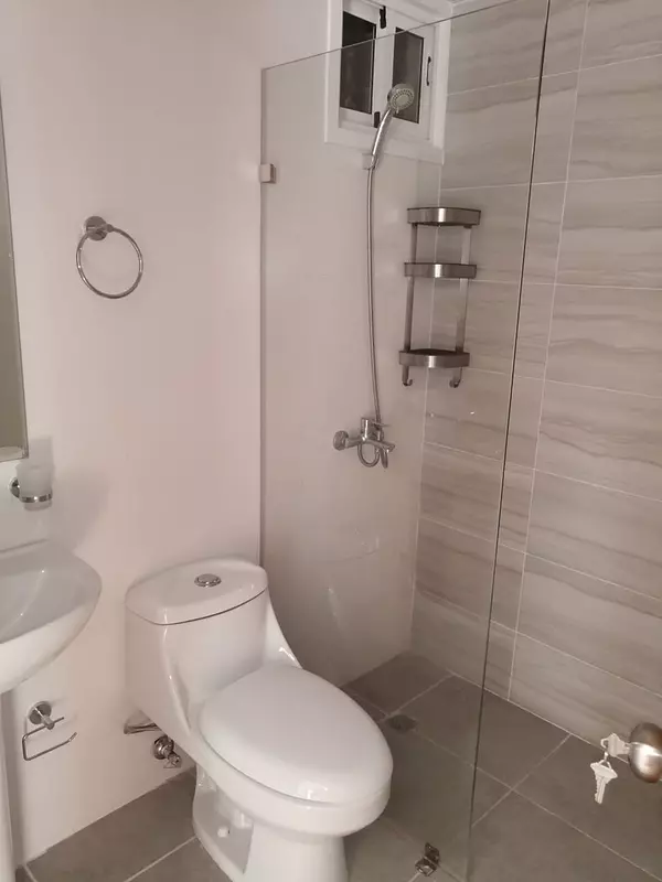 apartamentos - Se vende apartamento tipo PH en El Millón 9