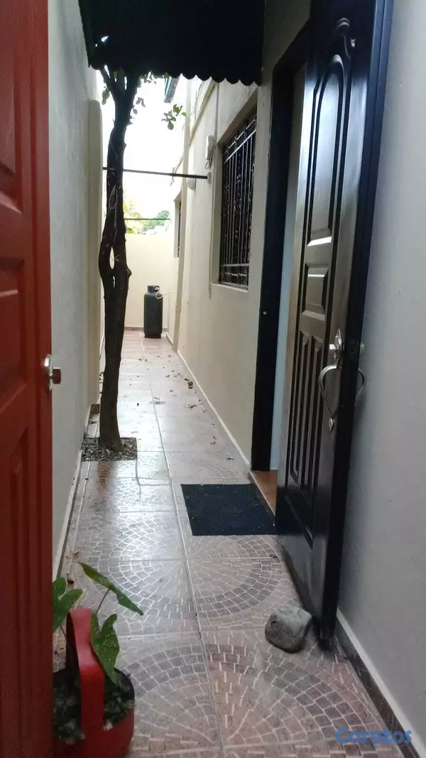 apartamentos - Apartamento estudio amueblado amplio y muy buena u 8