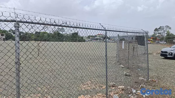 solares y terrenos - Solar en la Autopista Duarte de 12mil metros  4