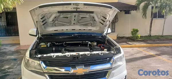 jeepetas y camionetas - Chevrolet colorado 2016 10