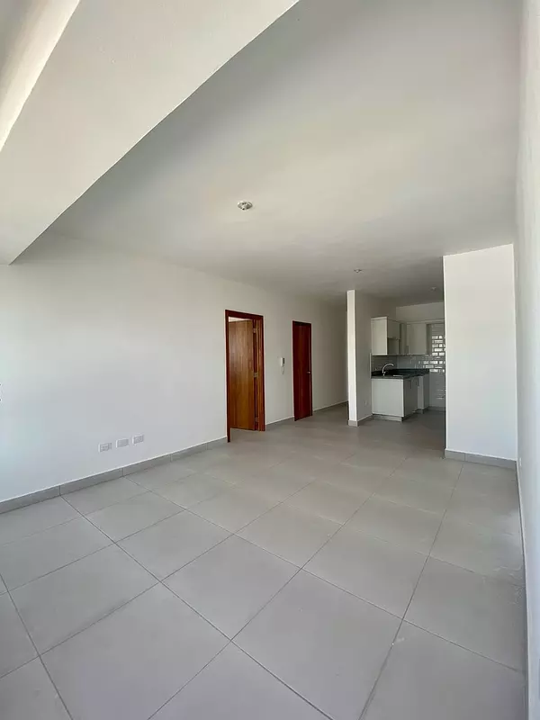 apartamentos - Se alquila apartamento en Evaristo Morales 2