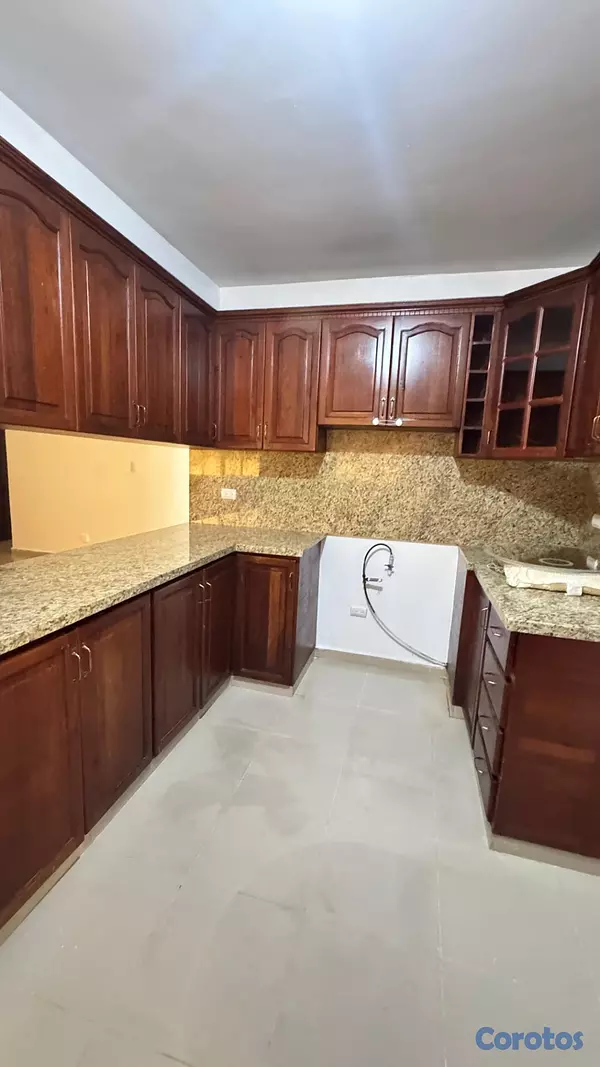 apartamentos - APARTAMENTO PRIMER PISO EMN EL MILLON DEL LADO DEL 1