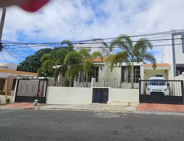 casas -  Casa en Venta –Av. Independencia. 3