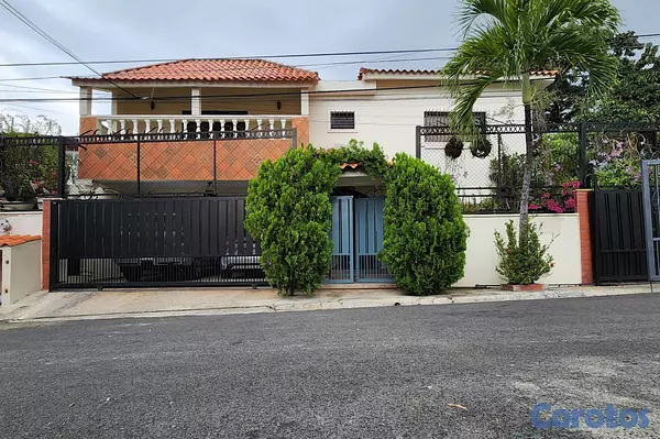 casas - VENTA HERMOSA CASA EN ALTOS ARROYO HONDO III 2