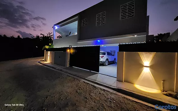 casas - Casa grande y moderna en Nagua buen llugar 6