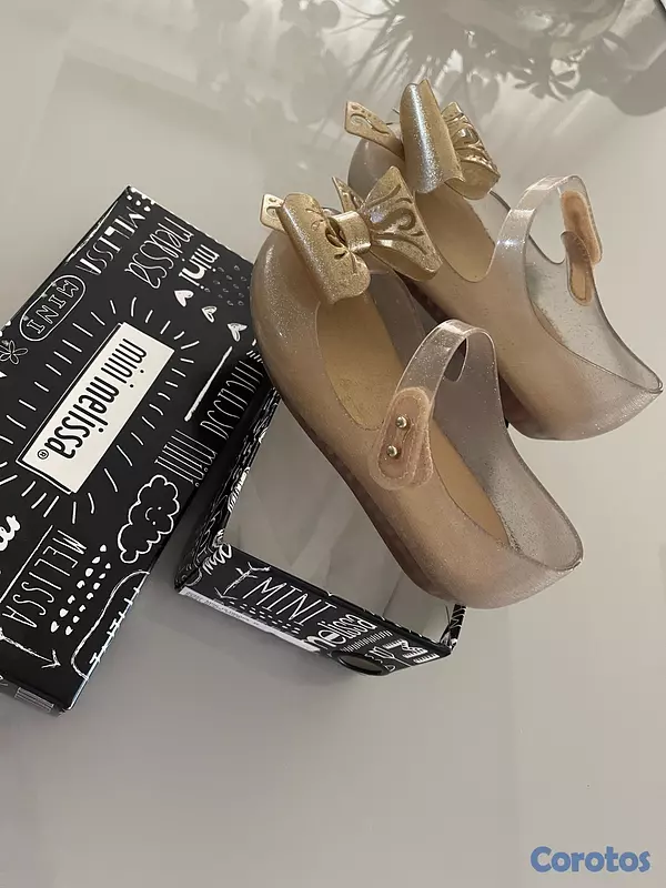 ropa y zapatos - zapatilla Mini Melissa 4
