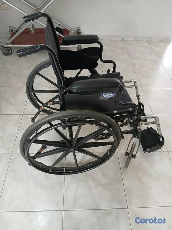 salud y belleza - Vendo 2 silla de ruedas poco uso estan casi nueva  2