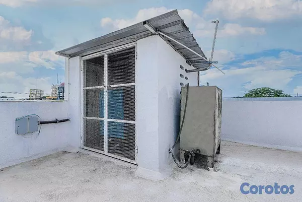 oficinas y locales comerciales - Edificio / Local Comercial en Venta en Villa Juana 9