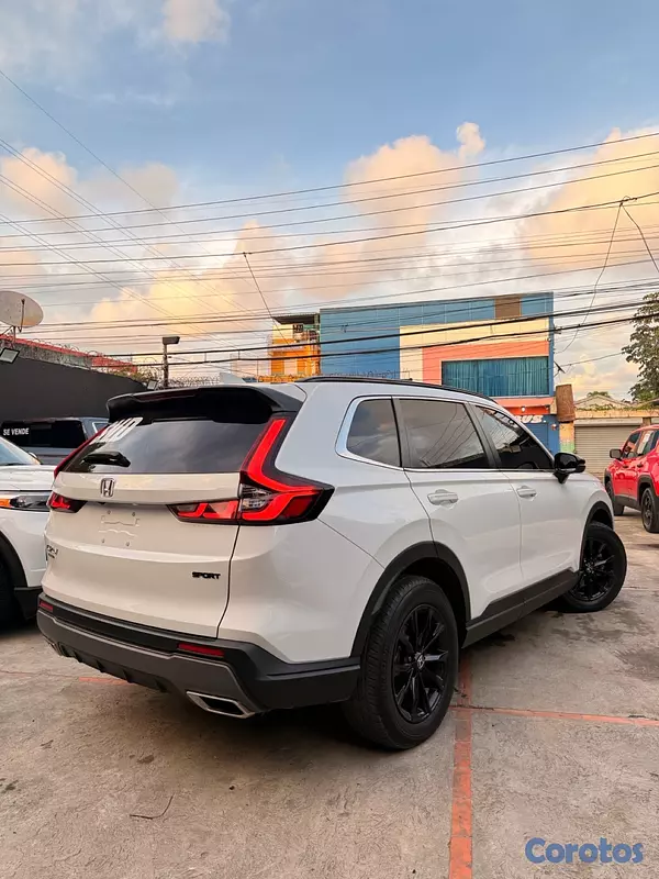 jeepetas y camionetas - Honda Crv Sport Hybrid 2023🇺🇸 5