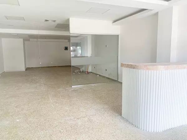 oficinas y locales comerciales - local céntrico en Naco 5