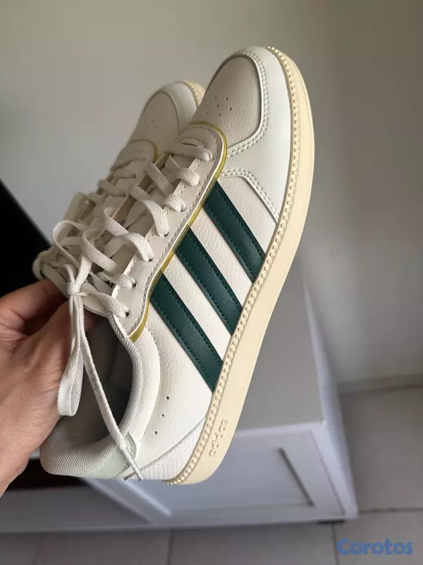 zapatos unisex - Adidas size 7 y medio OFERTA 💰💰💰 9