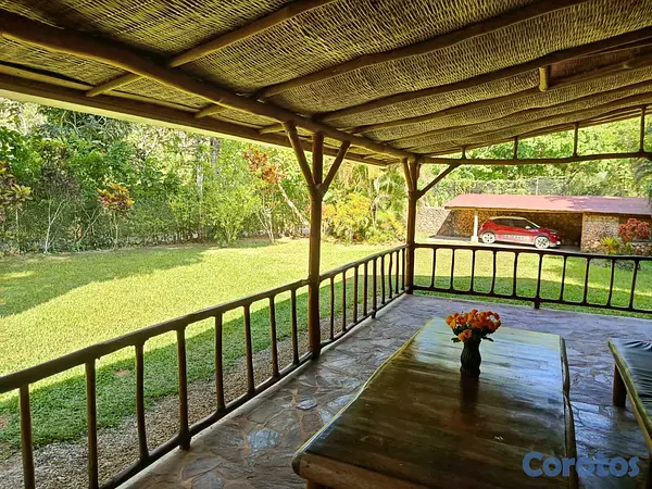 casas - casa en venta a un kilometro de la playa 2