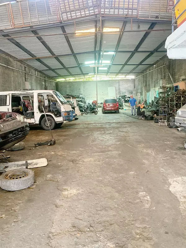 oficinas y locales comerciales - Nave industrial en zona céntrica y comercial  7