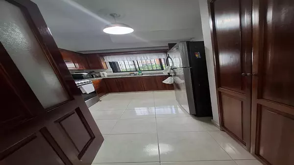 apartamentos - Alquilo apartamento totalmente amueblado en Ensanche Quisqueya 10