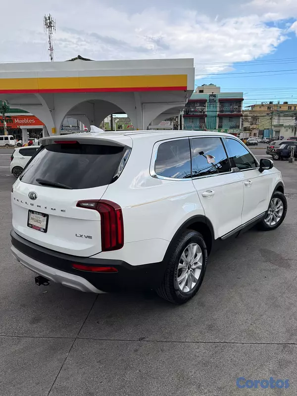 jeepetas y camionetas - Kia Telluride LX 2020 7