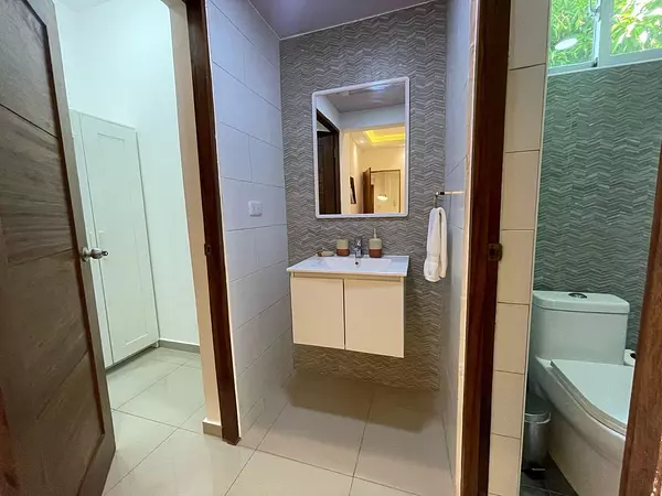 apartamentos - 💎𝐒𝐄 𝐕𝐄𝐍𝐃𝐄 apartamento urbanización Miramar 10
