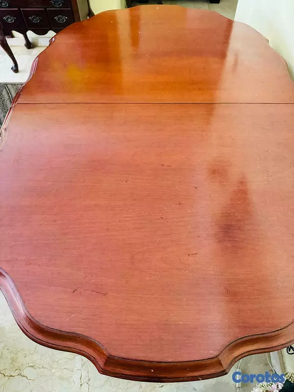 muebles y colchones - Mesa Queen Anne / Luis XV expandible capacidad para 6 silla u 8 personas 2